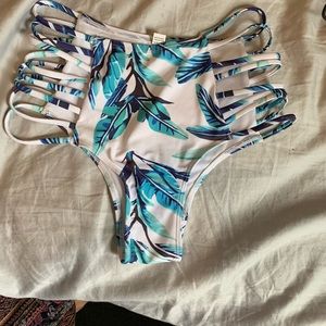 High waisted bikini bottoms